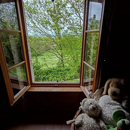 Vakantiehuis La Ferme Biscot Charme Et Nature A 45 Minutes De Lyon Ambronay