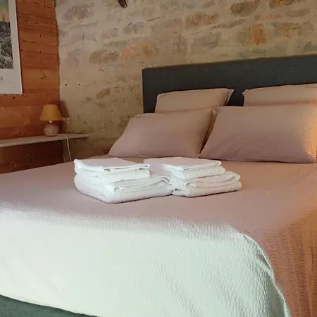 La Ferme Biscot Charme Et Nature A 45 Minutes De Lyon Vakantiehuis Ambronay